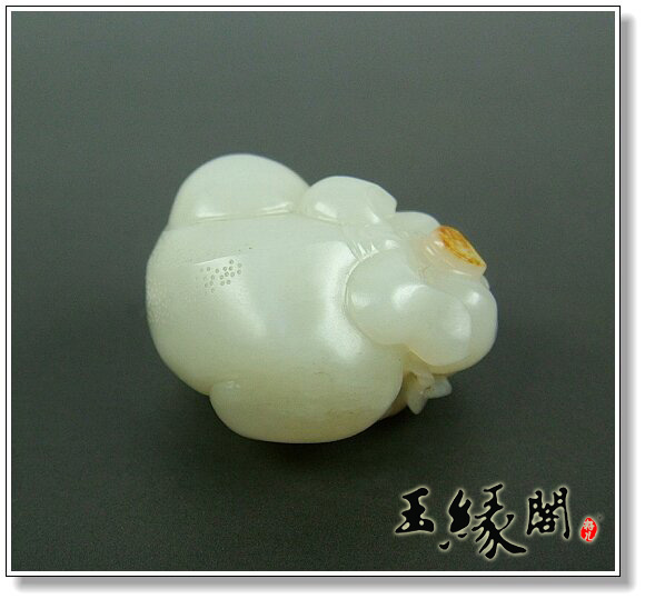 白玉籽料把件 招财猪