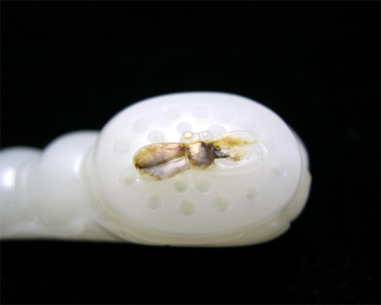 羊脂白玉籽料挂件 因何得耦