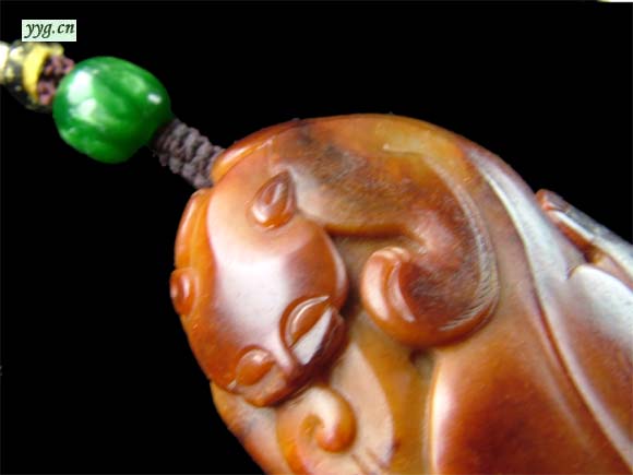 红皮籽 螭虎把件