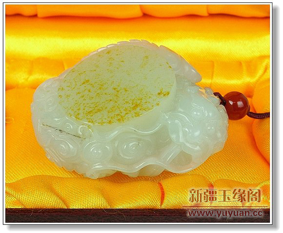 秋梨皮籽料 一朝天子把件