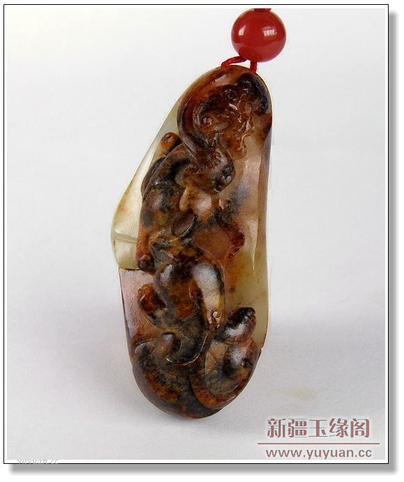 黄皮籽料把件 螭龙