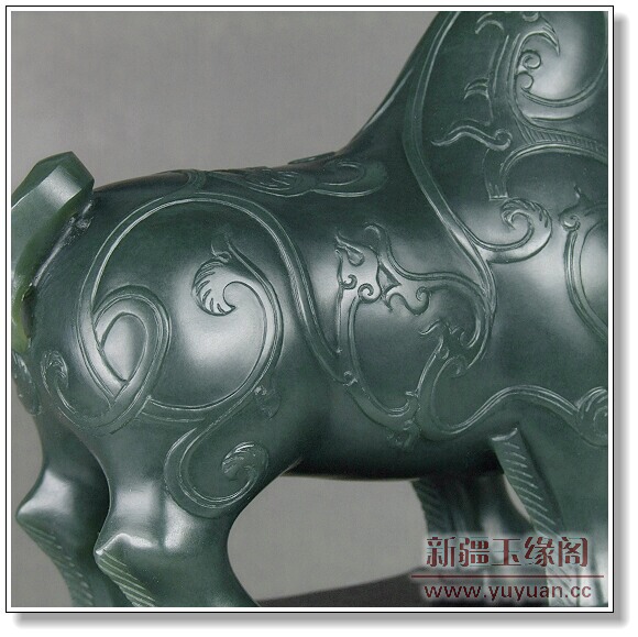 青玉摆件 牛尊