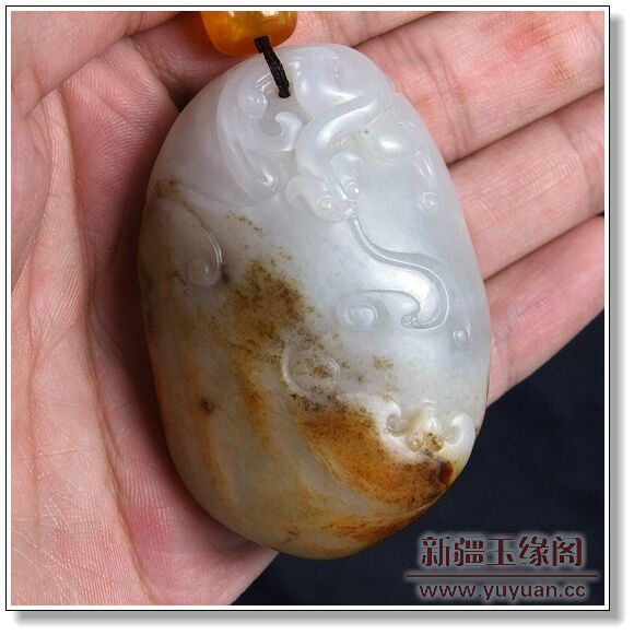 黄皮籽料把件 仿古龙凤