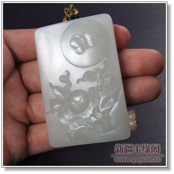 白玉籽料牌 蝶恋花