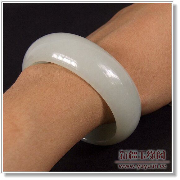 白玉籽料手镯56.5mm