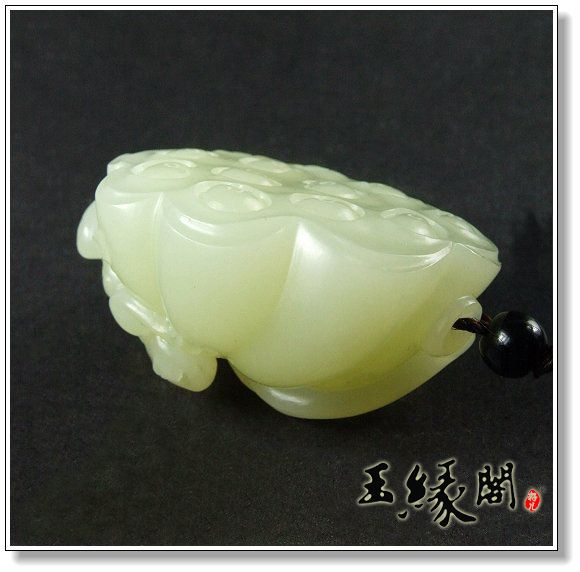 黄玉挂件 连生贵子