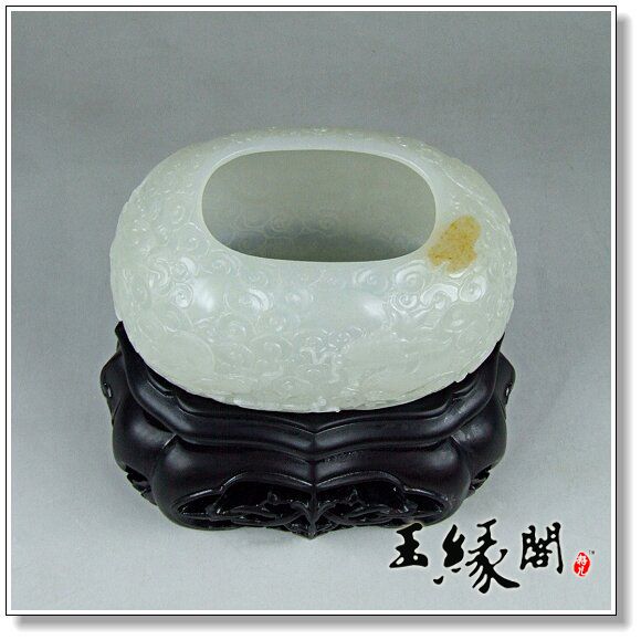 羊脂白玉籽料摆件 群龙遨游笔洗