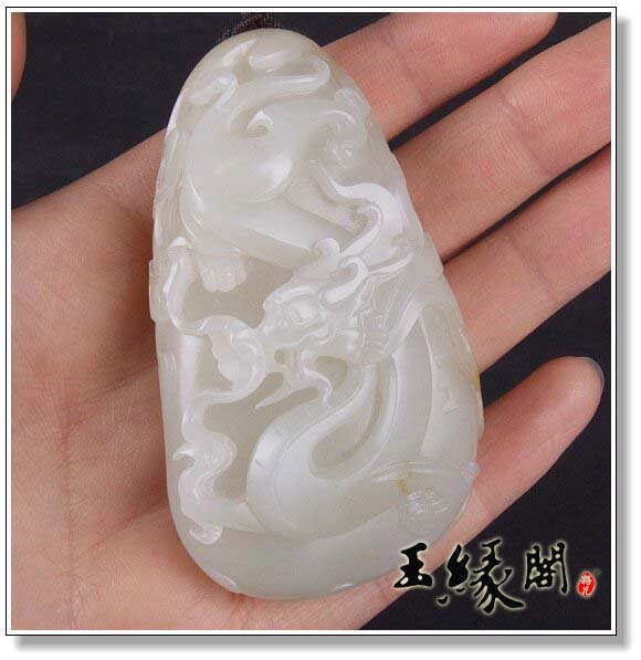 白玉籽料把件 龙