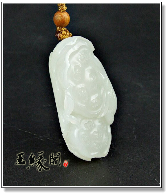 羊脂玉籽料挂件 喜登连科