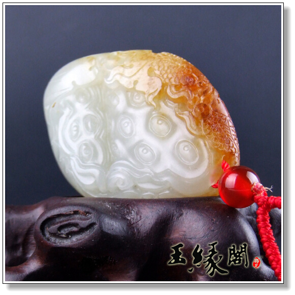 黄皮籽料挂件 连年有余
