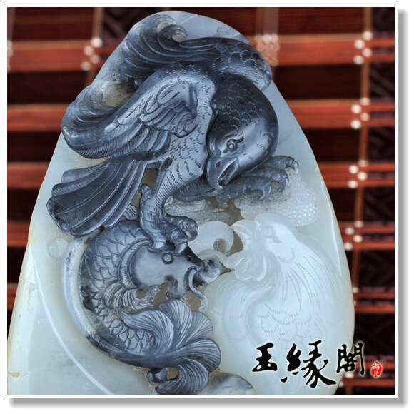 俏色籽料摆件 抓住机遇