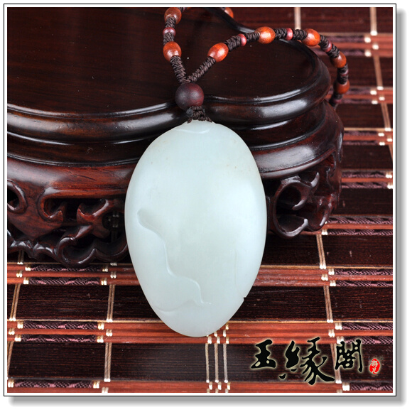 白玉籽料把件 如意佛
