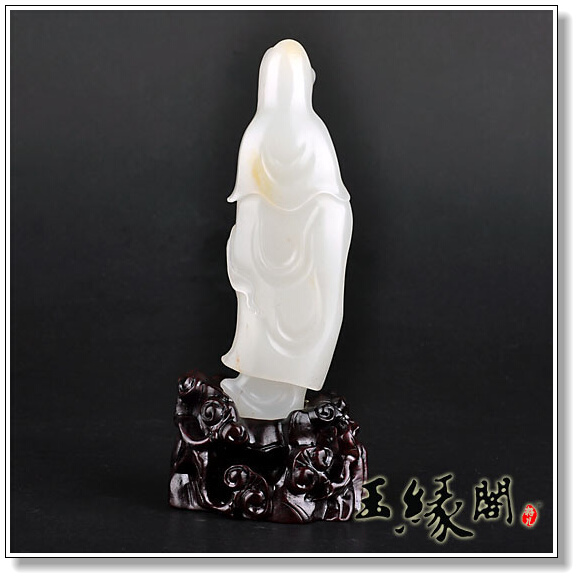 羊脂玉籽料摆件 观音菩萨