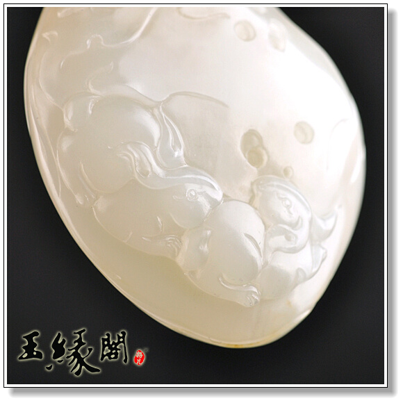 白玉籽料挂件 玉兔