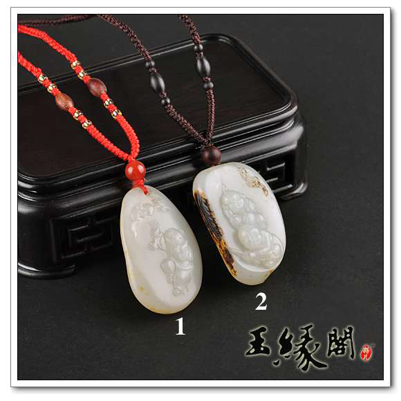 黄皮/褐皮白玉籽料 童子挂件