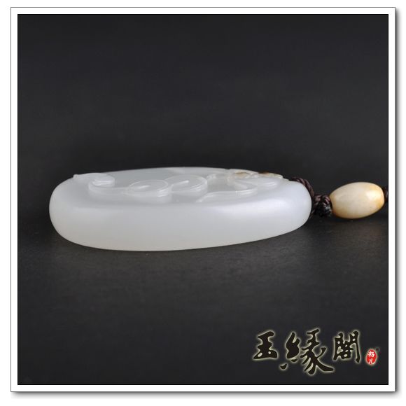 羊脂玉籽料挂件 福在眼前