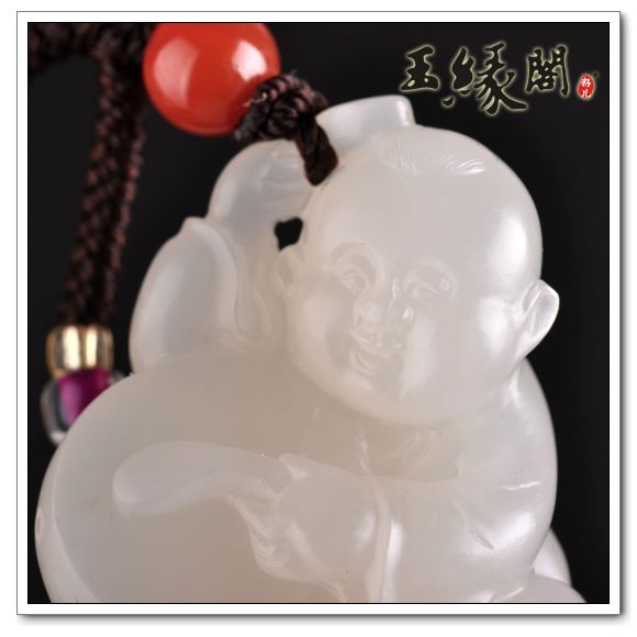 白玉籽料挂件 童子击鼓