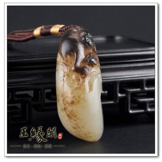 褐皮籽料把件 虎虎生威