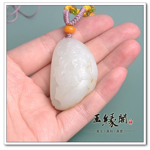 羊脂玉籽料挂件 岁岁平安