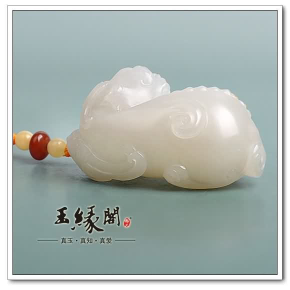 白玉籽料把件 貔貅