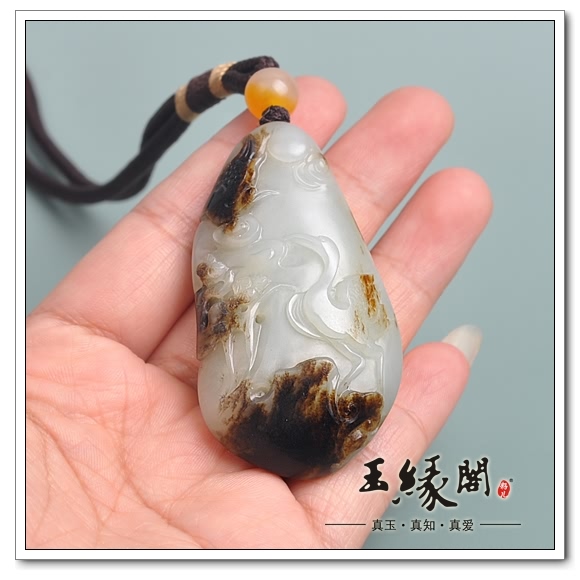 褐皮籽料把件 松鹤延年