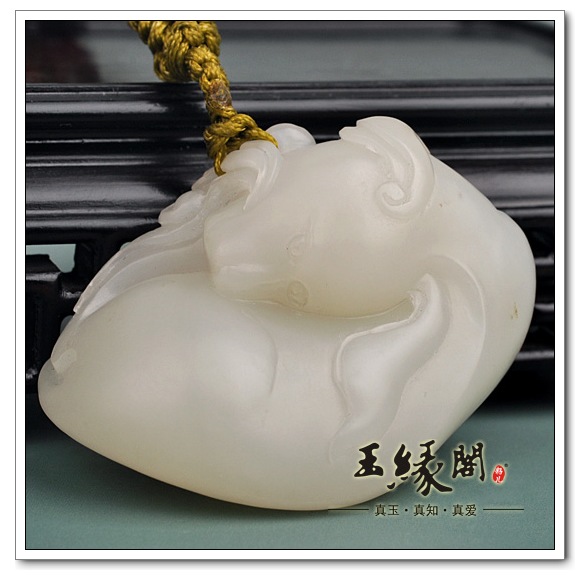 羊脂白玉籽料把件 旺财