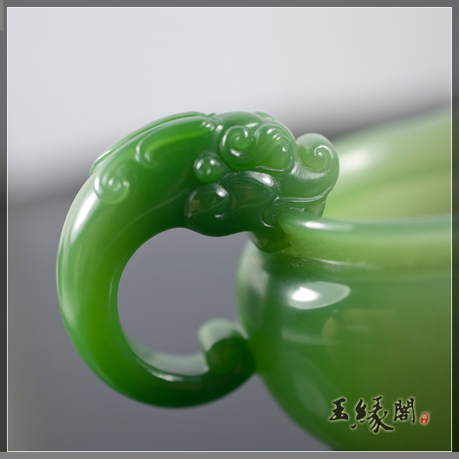 碧玉龙柄公道杯