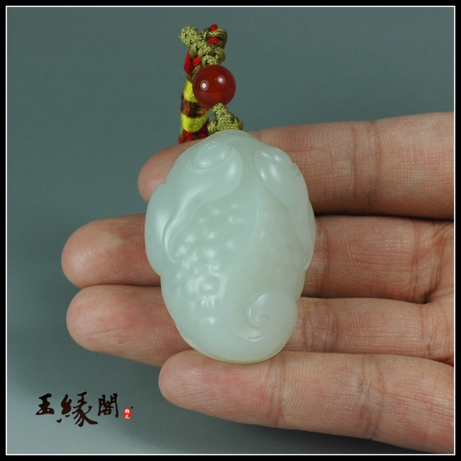 白玉籽料把件 金蝉
