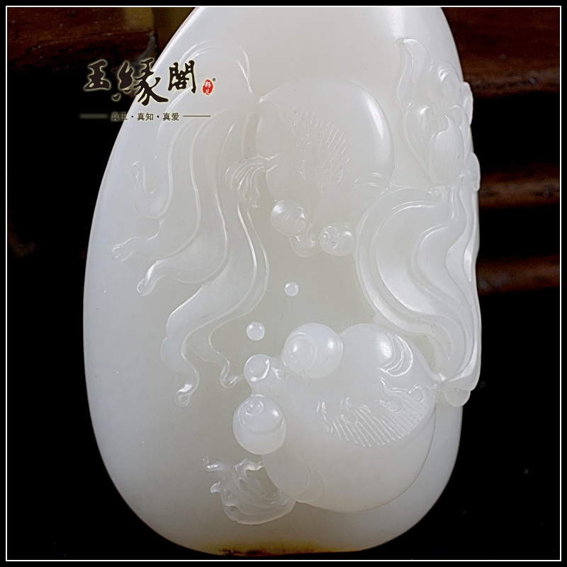 羊脂玉籽料把件 金玉满堂