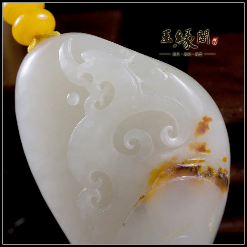 白玉籽料把件 仿古龙