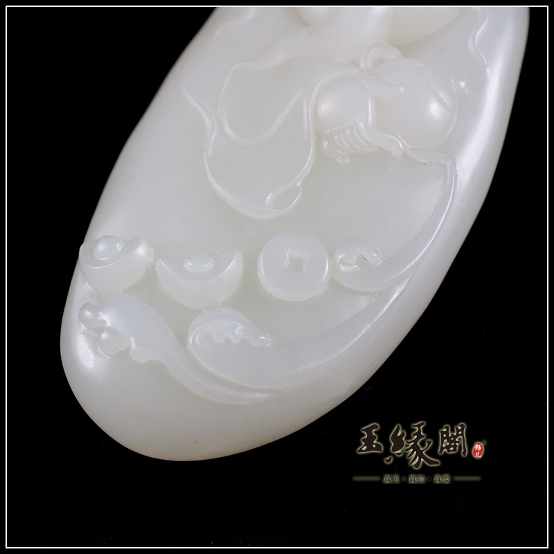 羊脂玉籽料把件 财源滚滚