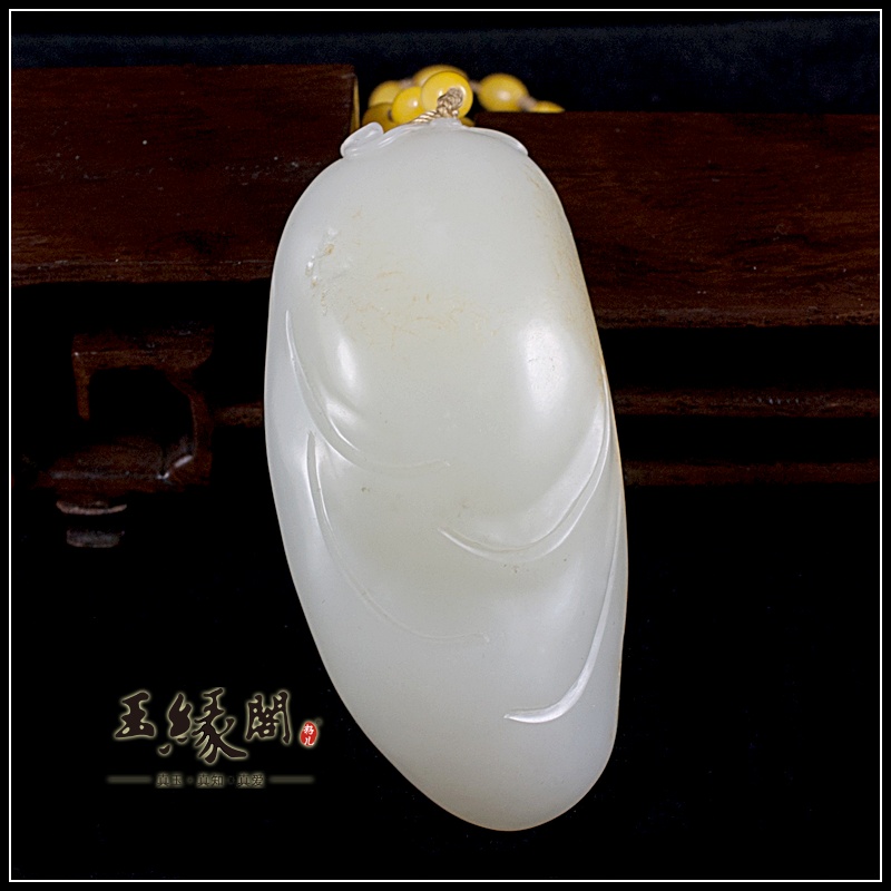 羊脂玉籽料把件 财源滚滚