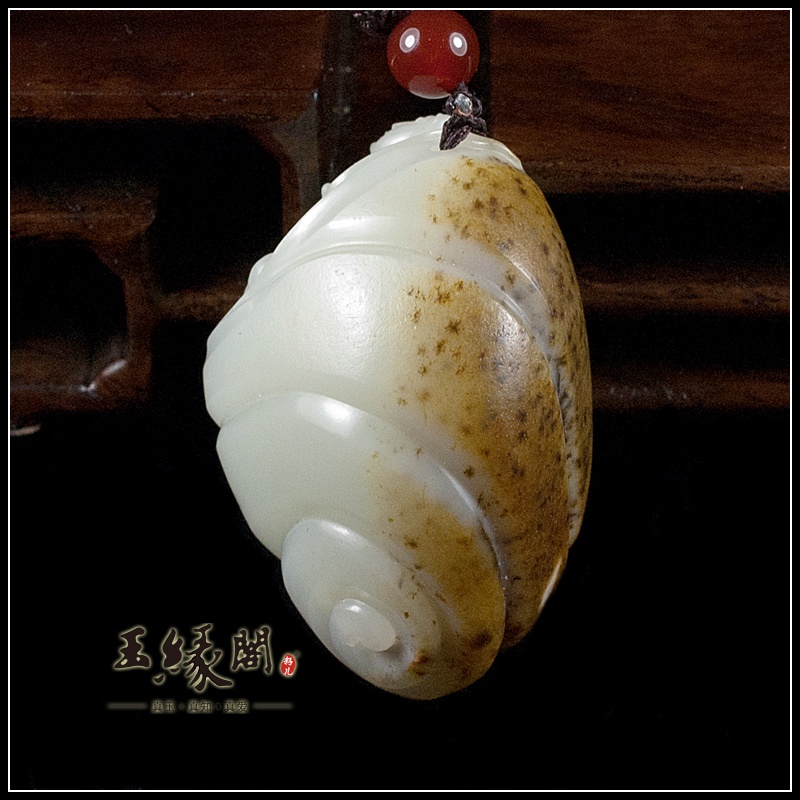 鹿皮籽料把件 螺女