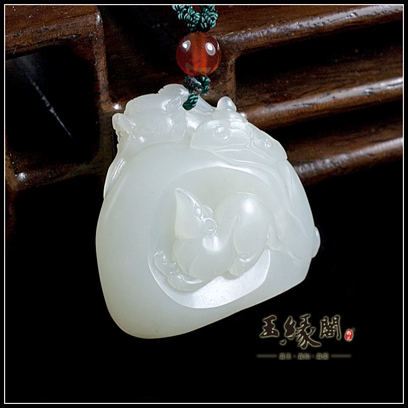 羊脂白玉籽料挂件 望子成龙