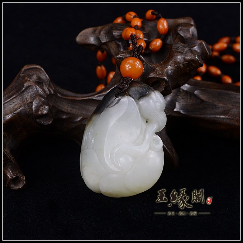 褐皮籽料挂件 喜登连科