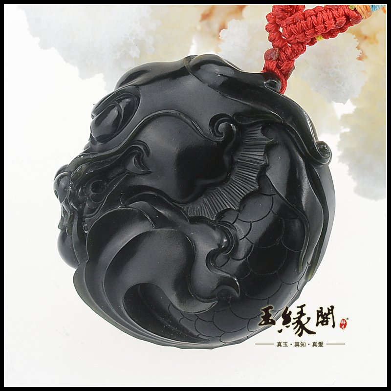 黑碧玉籽料把件 鱼化龙