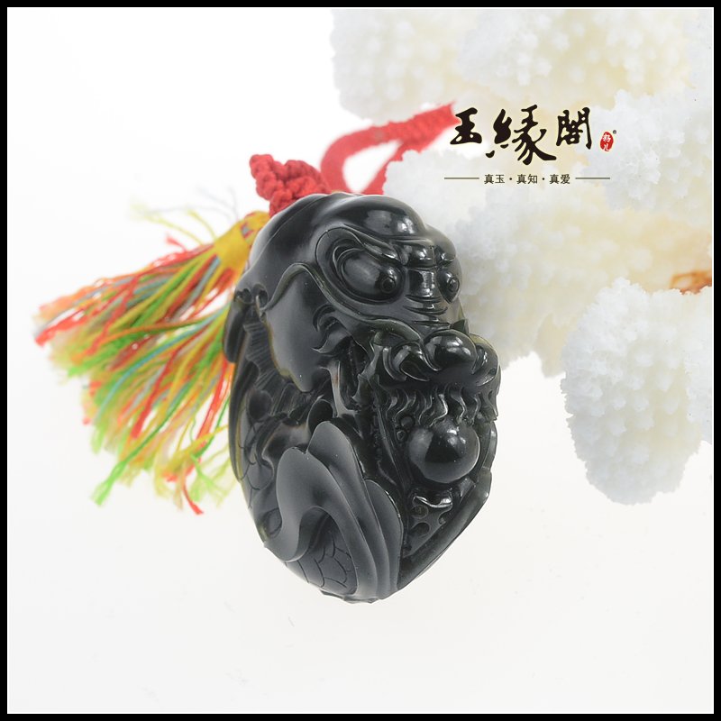 黑碧玉籽料把件 鱼化龙