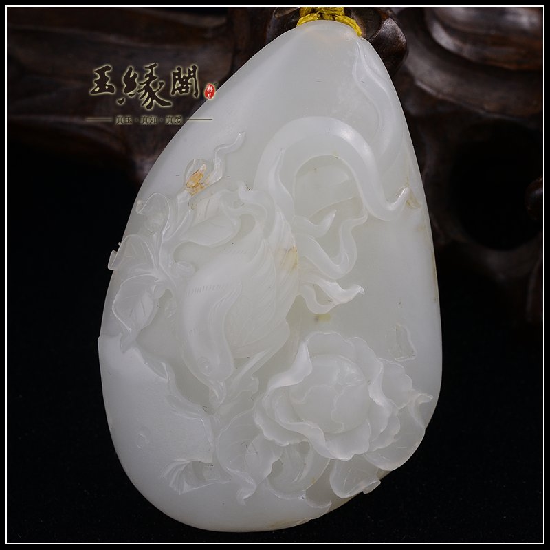 羊脂白玉籽料把件 富贵长寿