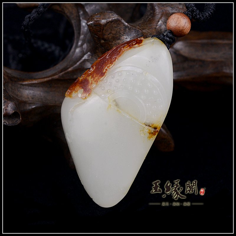 红皮籽料挂件 半壁江山