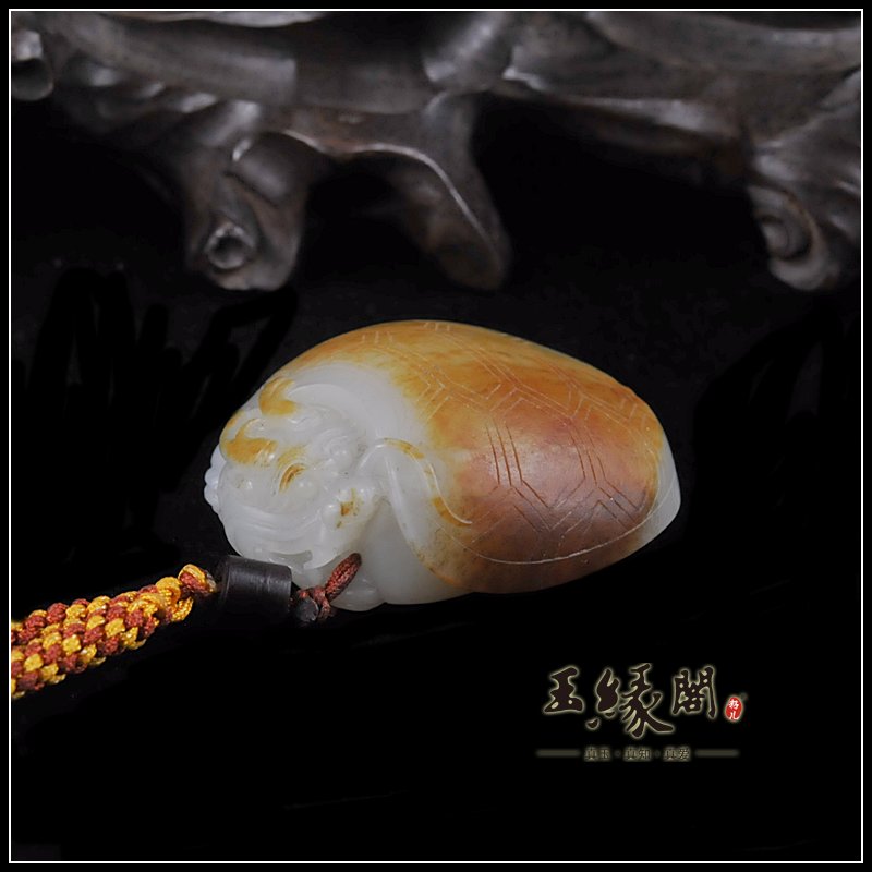黄皮籽料把件 龙龟