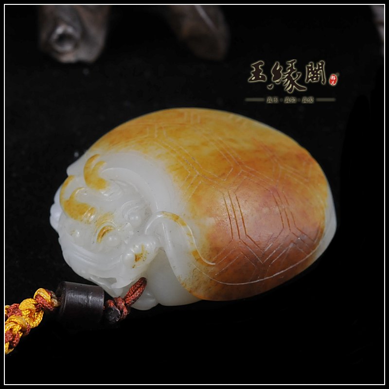 黄皮籽料把件 龙龟