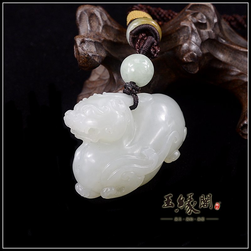 白玉籽料把件 貔貅