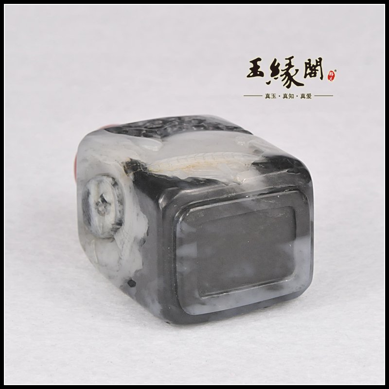 墨玉籽料摆件  世外桃源鼻烟壶