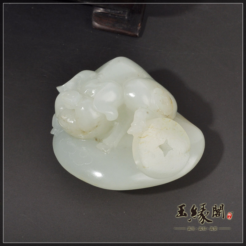 白玉籽料把件 招财猪