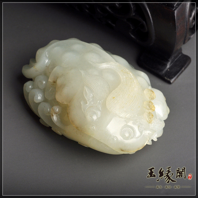 白玉籽料把件 金钱缠身