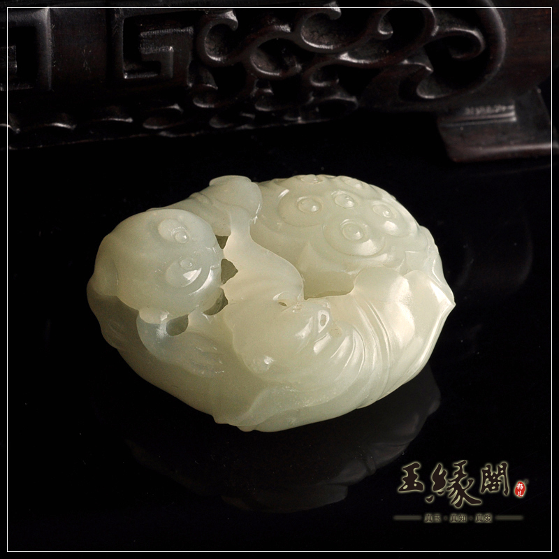 白玉籽料把件 连生贵子