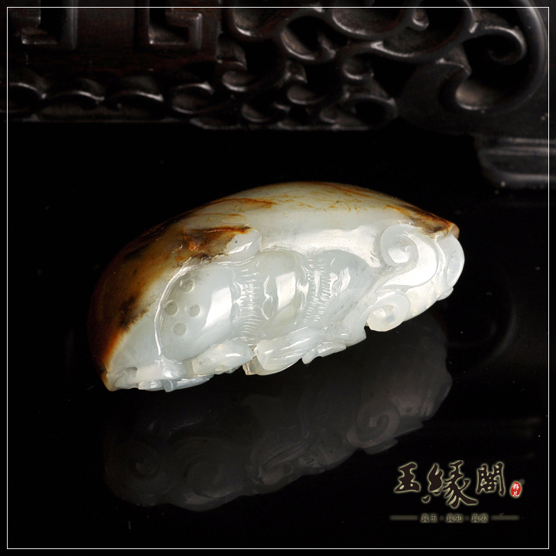 黄皮籽料把件 连年有余