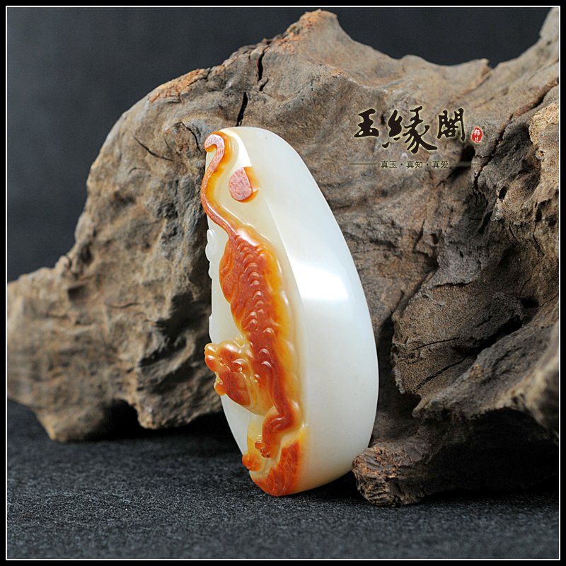 黄皮籽料 猛虎下山