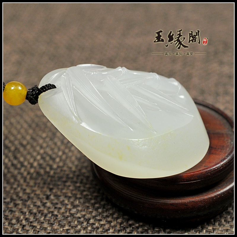 和田玉籽料挂件 节节高升