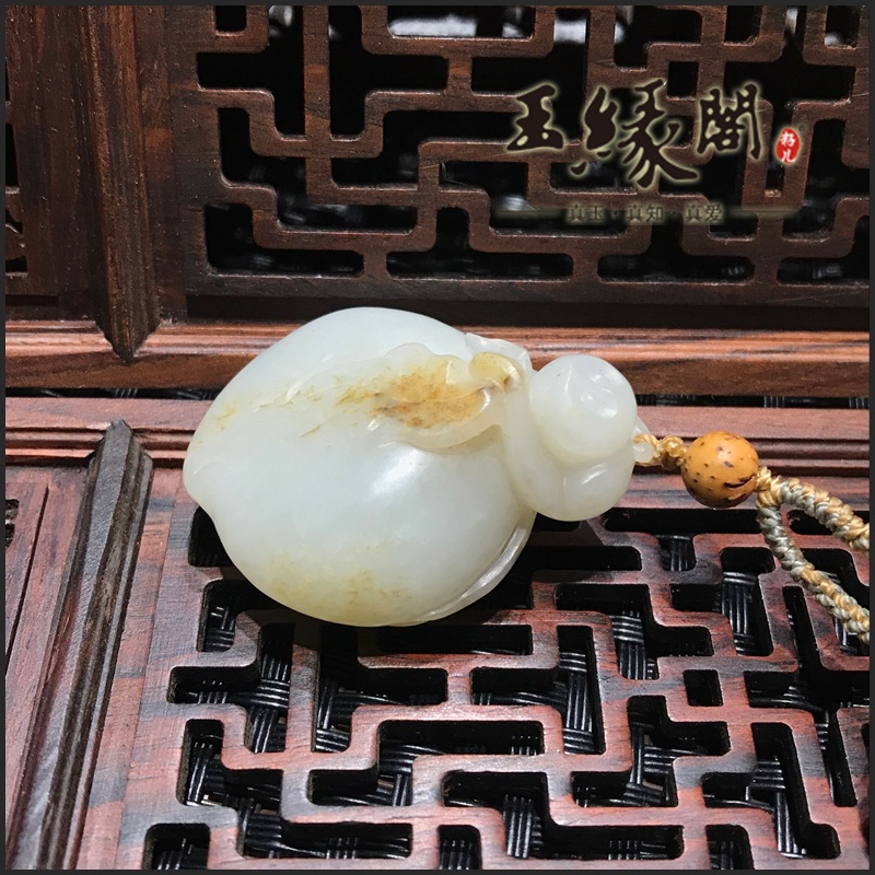和田玉籽料挂件 灵猿献寿